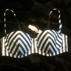 Playful Promises Beatrix 34D